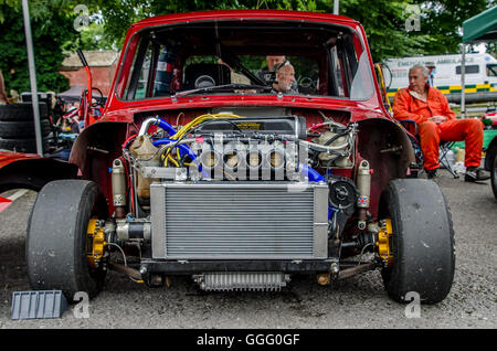 Vitesse de descente Gurston Hill Climb 24 Juillet 2016 Banque D'Images