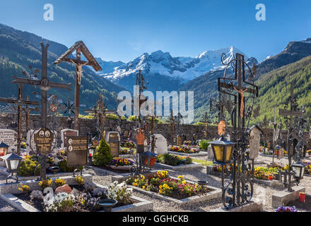 Géographie / voyages, Italie, Tyrol du Sud, cimetière de rein in Taufers, Reintal, Editorial-Use-seulement Banque D'Images