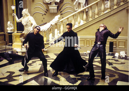 MATRIX - Reloaded / Matrix Reloaded USA 2002 / Larry & Andy Wachowski Neo (Keanu Reeves) Régie : Larry & Andy Wachowski aka. Matrix Reloaded Banque D'Images