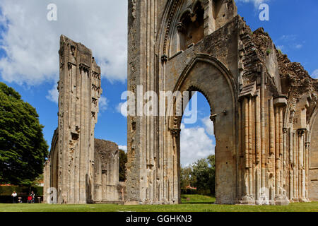 Ruines de l'Abbaye de Glastonbury, Glastonbury, Somerset, Angleterre, Grande-Bretagne Banque D'Images