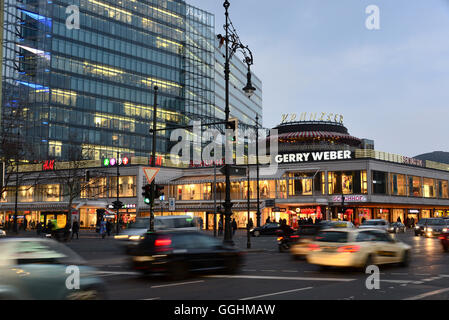 Cafe Kranzler sur Kurfürstendamm, Berlin, Allemagne Banque D'Images