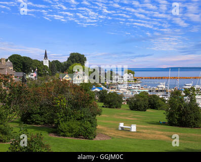 Sur la ville de Mackinac Mackinac Island dans le détroit de Mackinac entre supérieur et inférieur du Michigan péninsules, Michigan, USA Banque D'Images