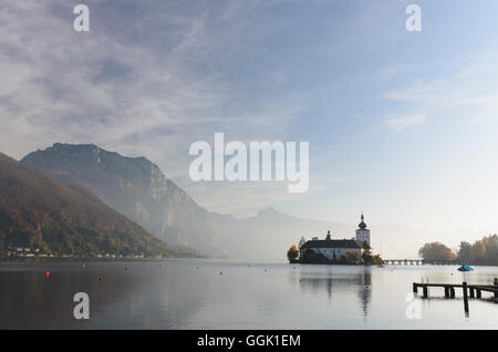 Gmunden : le lac Traunsee , donnant sur la Traunstein et Schloss Ort, Autriche, Niederösterreich, Autriche supérieure, Salzkammergut Banque D'Images