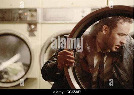 IDENTITÄT Identité / USA 2003 / James Mangold Limousinenfahrer Ed (John Cusack) Régie : James Mangold aka. Identité Banque D'Images