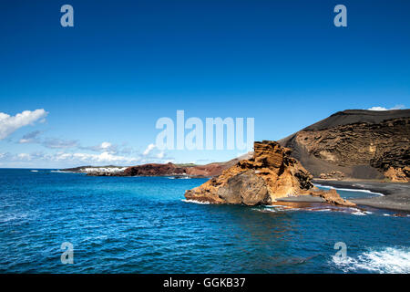 Littoral près de El Golfo, Lanzarote, îles Canaries, Espagne Banque D'Images