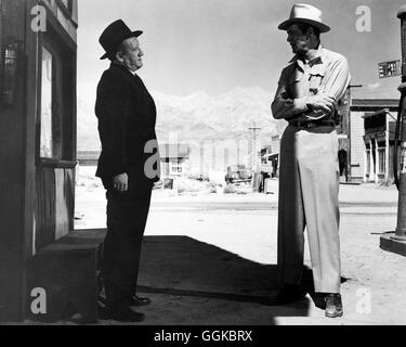 STADT IN ANGST / Bad Day at Black Rock USA 1955 / John Sturges Spencer Tracy (John J. Macreedy), ROBERT RYAN (Reno Smith) Régie : John Sturges aka. Bad Day at Black Rock Banque D'Images