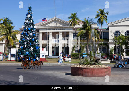 Ilocos Norte Capitol Provincial à Laoag, capitale de la province Ilocos Norte sur l'île principale de Luzon, Philippines, Asie Banque D'Images