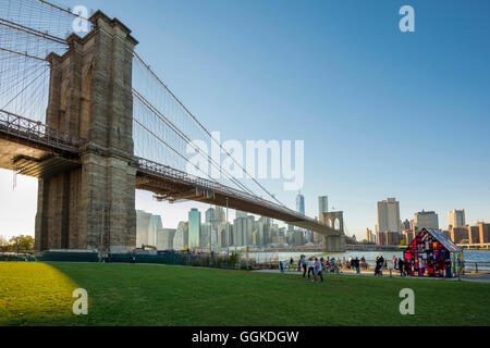 Fulton Ferry State Park, Dumbo, Brooklyn, New York, USA Banque D'Images