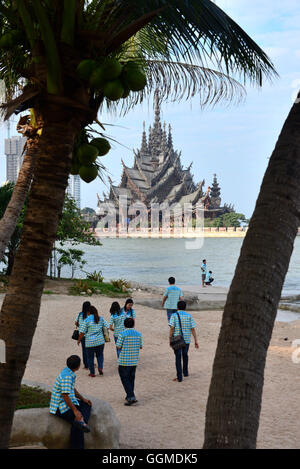 Prasat Satchatham, Pattaya, Chon Buri, le Golf de Thaïlande, Thaïlande