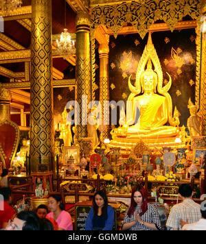 Wat Phra Sri Rattana Mahathat, Phitsanulok, Thaïlande Banque D'Images