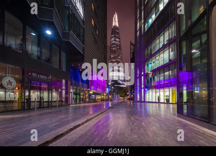 Le Shard vu de plus London at night, London, Royaume-Uni Banque D'Images