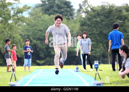 Vue générale, le 6 août 2016 : Le Comité d'organisation de Tokyo des Jeux Olympiques et Paralympiques et le Tokyo Metropolitan Government tenir un événement de promotion 'Tokyo 2020 Live Sites en 2016-2017 de Rio à Tokyo' à la Showa kinen park à Tokyo, Japon. Le Live Sites auront lieu comme un programme officiel des Jeux Olympiques et Paralympiques. Au Live Sites, les visiteurs pourront voir des émissions en direct sur un écran géant à l'extérieur des sites de compétition, profitez en scène des événements, et de l'expérience les sports olympiques et paralympiques, à titre d'essai. © AFLO SPORT/Alamy Live News Banque D'Images