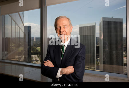 Gouverneur Pete Wilson pose pour un portrait dans la région de Los Angeles Banque D'Images