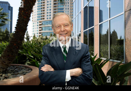 Gouverneur Pete Wilson pose pour un portrait dans la région de Los Angeles Banque D'Images