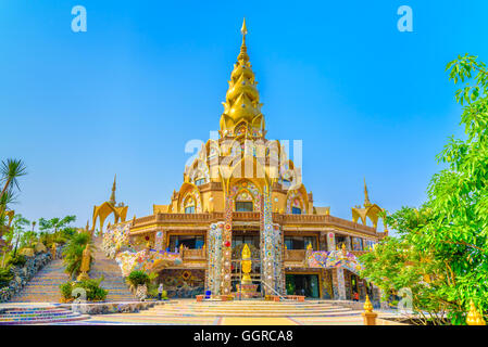 Dans la Pagode Wat Phra That Pha Kaew Fils Temple à Phetchabun, Thaïlande. Banque D'Images