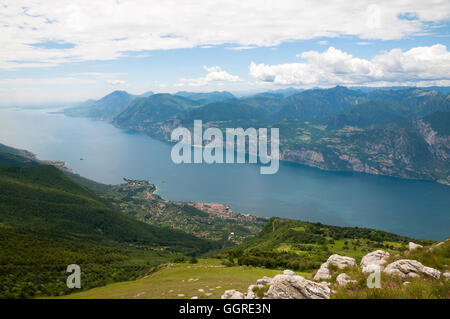 Lago de Garda, Lac de Garde du Mont Baldo, Nord de l'Italie Banque D'Images
