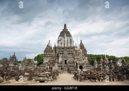 Candi Sewu Prambanan près de temples bouddhistes au centre de Java Banque D'Images