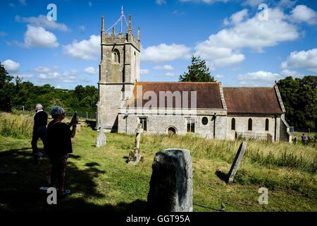 Dans l'église St Giles Imber village dans la plaine de Salisbury, Wiltshire, où les résidents ont été expulsés en 1943 afin de fournir une zone d'exercice pour les troupes américaines se préparent à envahir l'Europe. Routes à travers le village contrôlée MoD sont maintenant ouvertes et se ferme de nouveau le lundi 22 août. Banque D'Images