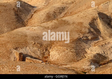 Paysage montagneux du désert de Judée près de Jéricho, Israël Banque D'Images