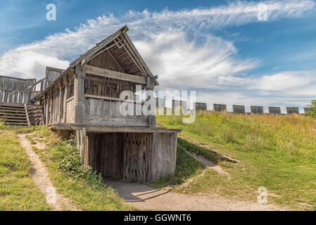 Une image d'un fort viking en bois reconstruit appelé trelleborg dans la ville suédoise du même nom. Banque D'Images