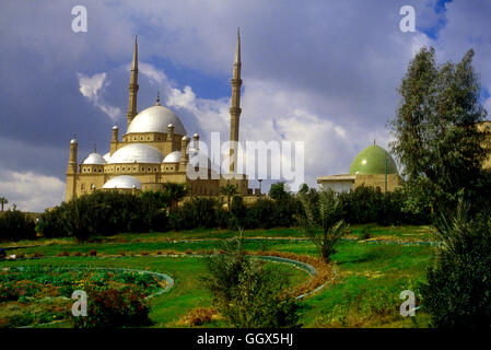 La Mosquée Mohammed Ali, également connu sous le nom de la mosquée d'albâtre au Vieux Caire, Égypte. Banque D'Images