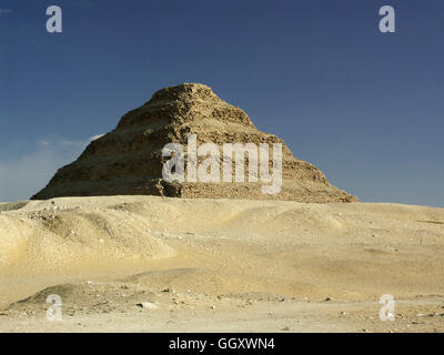 La pyramide à degrés de Djoser, créé par Imhotep, qui est connu comme le père de l'architecture - l'Egypte. Banque D'Images