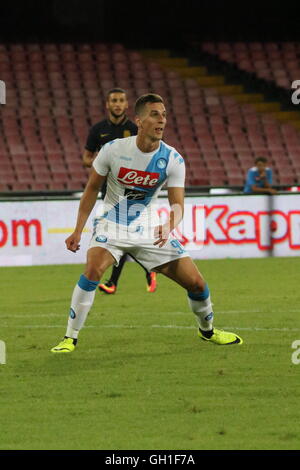 Napoli, Italie. 7 Août, 2016. Arkadiusz Milik (SSC Napoli ) lors de match de football entre SSC Napoli et Monaco au stade San Paolo de Naples .résultat final Napoli vs Monaco 5-0 Crédit : Salvatore Esposito/Alamy Live News Banque D'Images