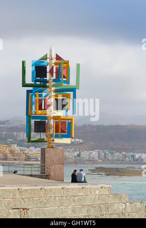 LAS PALMAS DE GRAN CANARIA, ESPAGNE - 1 août 2016 : sculpture éolienne par Cesar Manrique, Plaza de la puntilla, Las Palmas de Gran C Banque D'Images