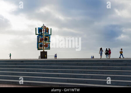 LAS PALMAS DE GRAN CANARIA, ESPAGNE - 1 août 2016 : sculpture éolienne par Cesar Manrique, Plaza de la puntilla, Las Palmas de Gran C Banque D'Images