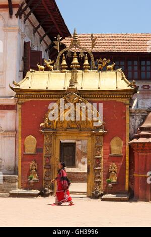 Golden Gate, 1754, Palais Royal, Durbar Square, UNESCO World Heritage site, Bhaktapur, Vallée de Kathmandou, Népal, Asie Banque D'Images