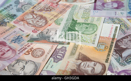 Variété de billets d'Amérique du Sud Banque D'Images