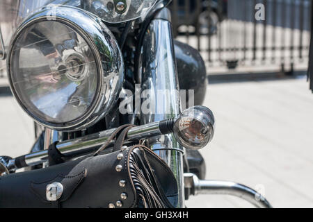 Et des projecteurs avant cuir sac de moto classique du broyeur Banque D'Images