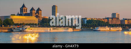 Géographie / voyage, Allemagne, Berlin, Cologne, vue sur la ville, Konrad-Adenauer-Ufer sur le Rhin, Additional-Rights Clearance-Info-Not-Available- Banque D'Images