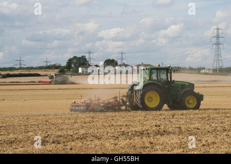 Tracteur, labour, champ, poussière, boue, john deere, Banque D'Images