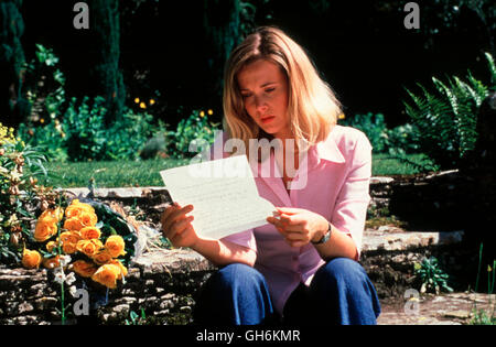 GREENFINGERS - HARTE JUNGS UND ZARTE TRIEBE / Greenfingers GO 2001 / Joel Hershman Colin Briggs sitzt im Edgefield-Gefängnis Todschlags d'office. Zu Weihnachten schenkt Der kranke unheilbar ihm eine kleine Tüte Fergus. Veilchensamen Als sich im Frühjahr die erste Blüten zeigen, dass der beschließt, Gefängnisdirektor Colin, Fergus und drei weitere Inhaftierte den tristen Knast dans eine blühende Landschaft verwandeln sollen. Edgefield wird berühmt für seie Insassen mit dem grünen Daumen. Als die porsche Botanik-Expertin Georgina Woodhouse sich das grüne Wunder hinter Gittern anschauen kommt, Banque D'Images