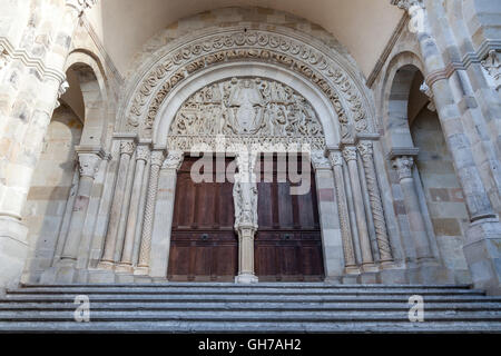 Tympan du Jugement dernier, la cathédrale de Saint Lazare, Autun, France. Banque D'Images