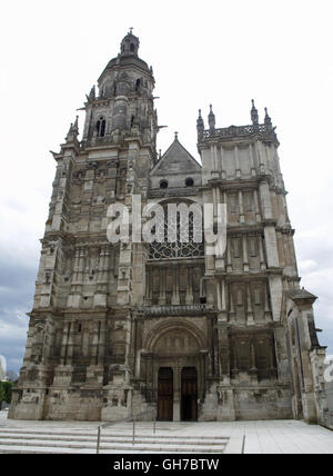 Façade ouest de la cathédrale d'Evreux Haute-Normandie France Banque D'Images