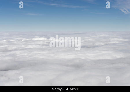 Des nuages en vue d'en haut Vue aérienne Banque D'Images