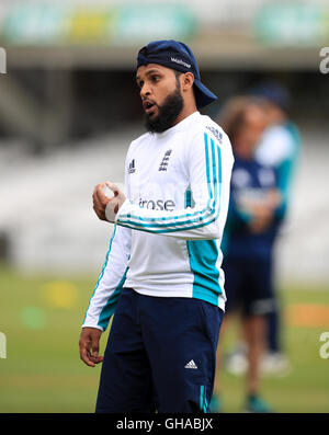 L'Angleterre Adil lors d'une session Rashid filets à la Kia Oval, Londres. Banque D'Images