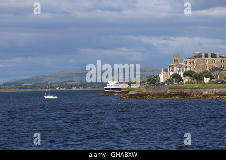 Ferry Calmac Bute MV arrivant Rothesay île de Bute Ecosse Août 2016 Banque D'Images