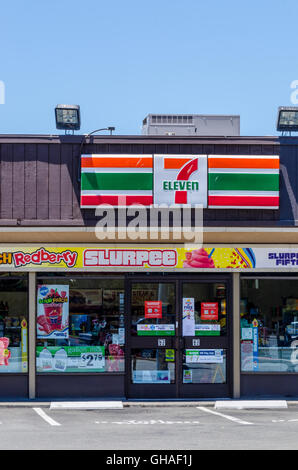 Un magasin 7-Eleven en Californie Banque D'Images