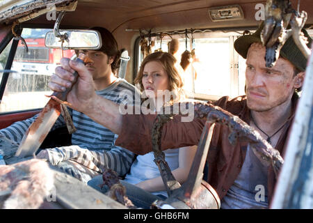 HOUSE OF WAX Australie/USA 2005 Jaume Collet-Serra Wade (Jared Padalecki), Carly (Elisha Cuthbert) und Roadkill Lester (pilote DAMON HERRIMAN : Jaume Collet-Serra Regie) Banque D'Images