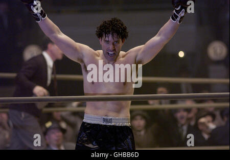 Retour Cinderella Man DAS USA 2005 Ron Howard Max Baer (CRAIG BIERKO), adversaire de Jim Braddock et World Heavyweight Champion. Regie : Ron Howard aka. Cinderella Man Banque D'Images