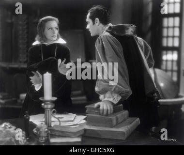 La reine Christine Königin Christine USA 1933 Rouben Mamoulian Queen Christina (GRETA GARBO) et Lord Magnus (IAN KEITH Regie : Rouben Mamoulian) Banque D'Images