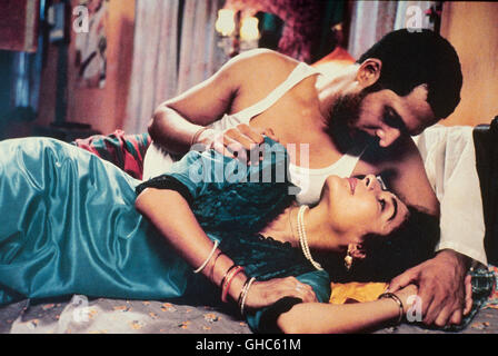 SALAAM BOMBAY Salaam Bombay ! UK/Indien/Frankreich 1988 Mira Nair NANA PATEKAR, ANEETA KANWAR Regie : Mira Nair aka. Salaam Bombay ! Banque D'Images