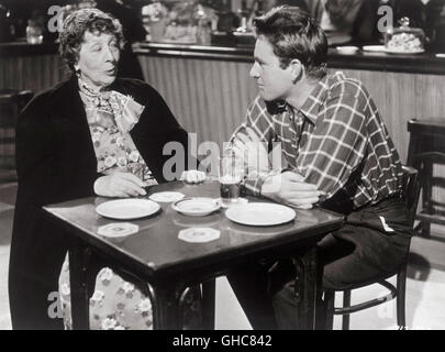 BLICK ZURÜCK IM ZORN Revenir en colère UK 1958 Tony Richardson Mme Tanner (EDITH EVANS), Jimmy Porter (RICHARD BURTON) Régie : Tony Richardson aka. Regarder en arrière dans la COLÈRE Banque D'Images