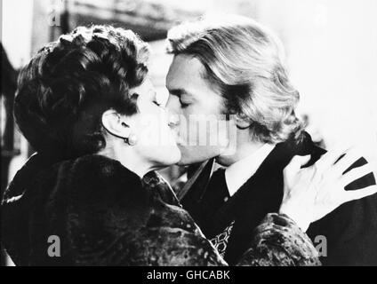 GEWALT UND LEIDENSCHAFT Gruppo di Famiglia in un inferno Italien/Frankreich 1974 Luchino Visconti Silvana Mangano (Bianca Brumonti), HELMUT BERGER (Konrad Huebel) Régie : Luchino Visconti aka. Gruppo di Famiglia in un Inferno Banque D'Images