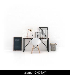 L'espace de travail intérieur avant voir le rendu 3D isolé sur fond blanc Banque D'Images