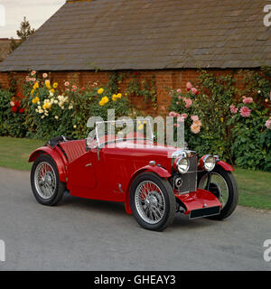 1933 MG J2 convertible 2 places sports tourer avec 4 cylindres droites Wolsely moteur 850cc Pays d'origine Royaume-Uni Banque D'Images
