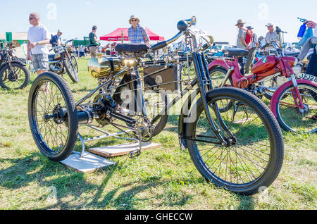 De Deon Boouton tricycle motorisé Phebus à un spectacle en anglais Banque D'Images